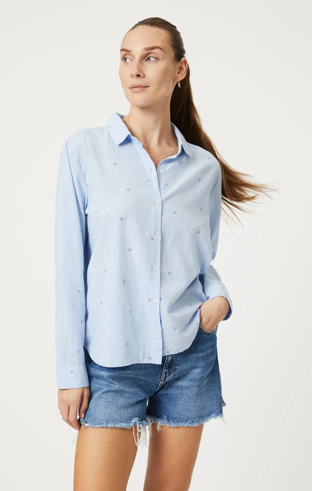 BUTTON-UP LONG SLEEVE SHIRT IN NAVY FLOWER DOT PRINT