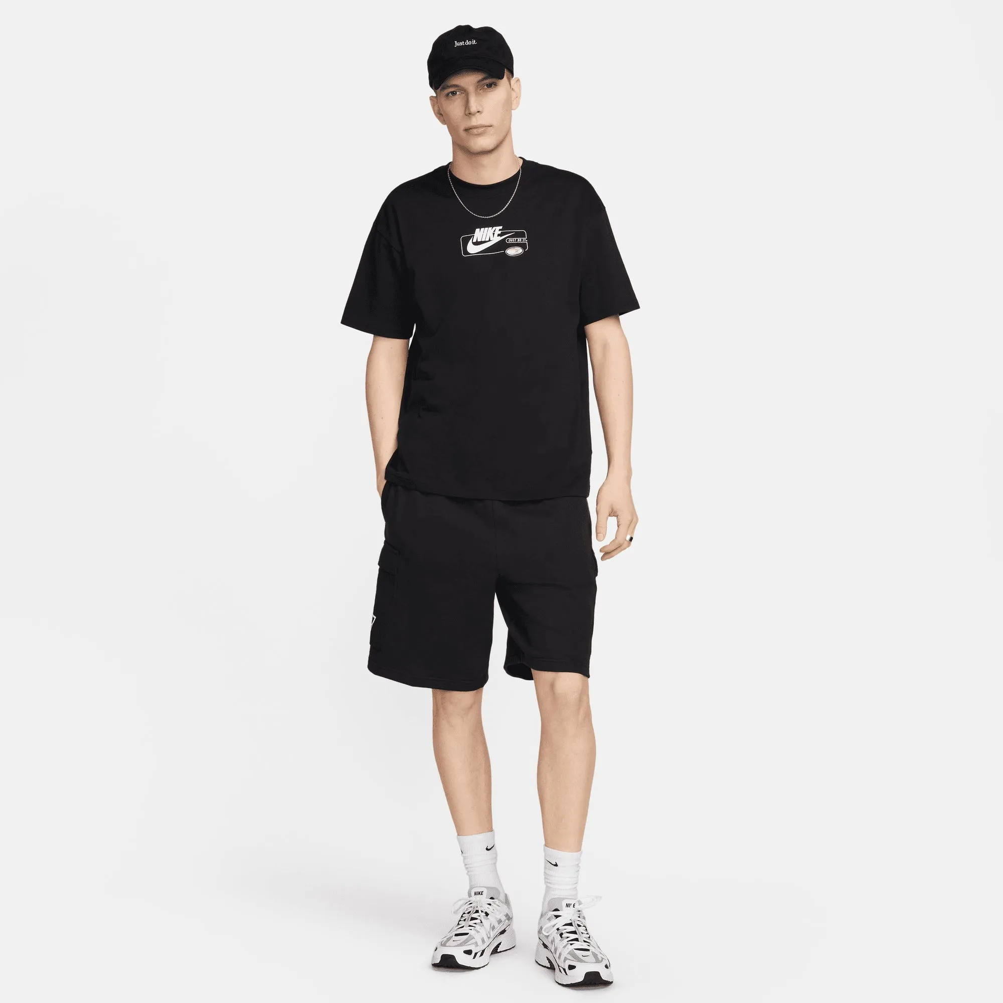 NIKE | SPORTSWEAR MAX90 T-SHIRT { BLACK