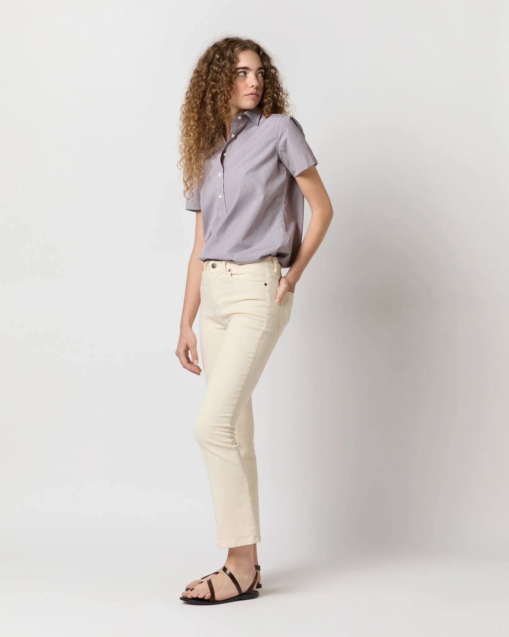 Short-Sleeved Tomboy Popover Shirt in Brown Micro Gingham Poplin