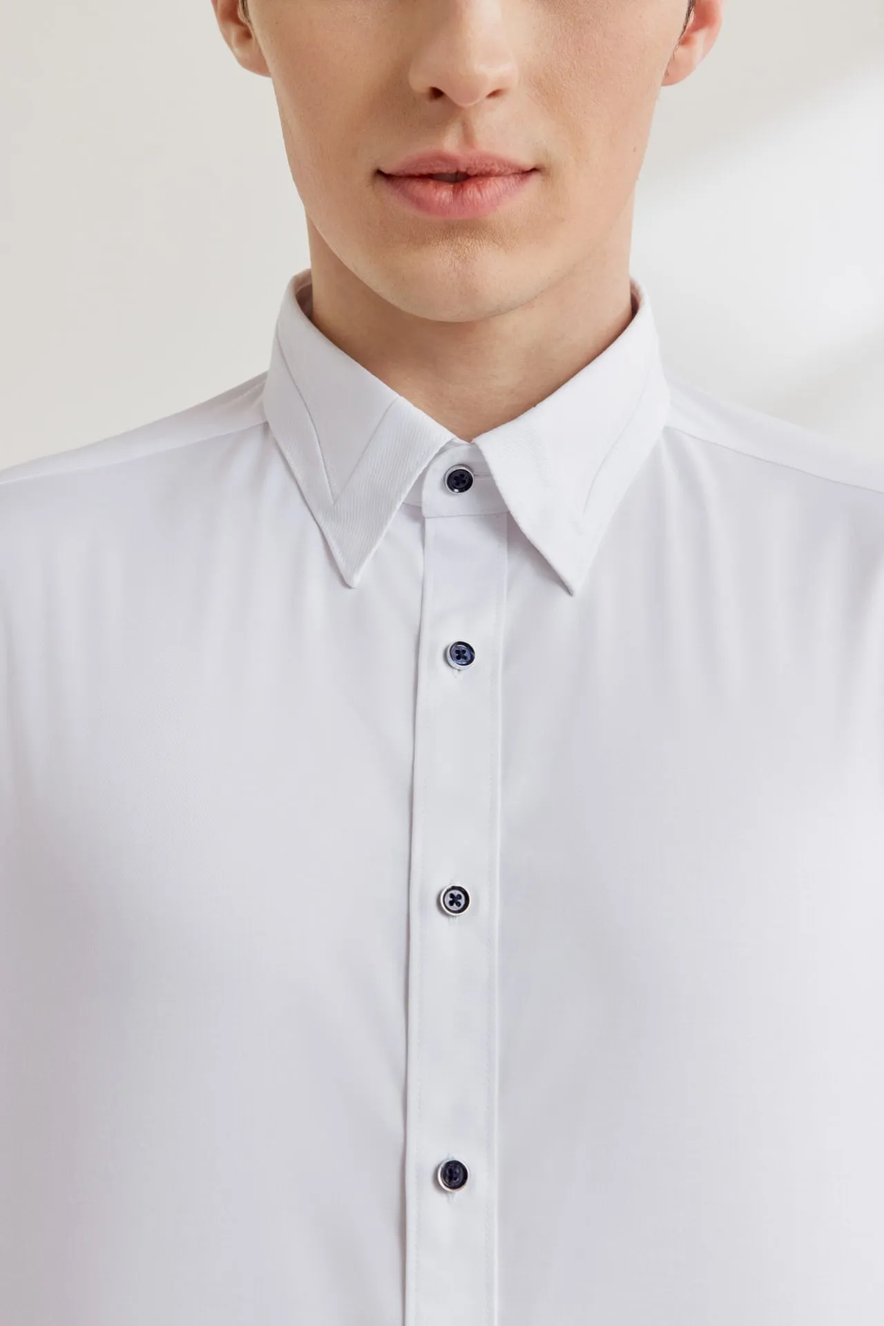 Silky Touch Stretch Shirt in Smart Fit Design Detail Collar